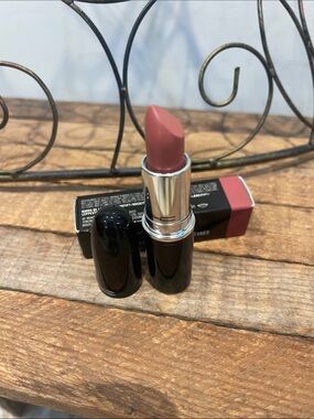 🆕 MAC Lustreglass Lipstick